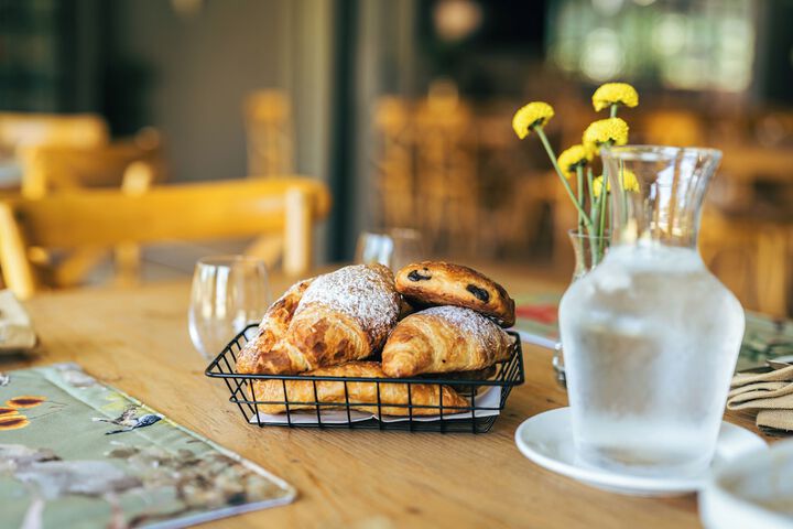 Breakfast/Coffee Service 187 of 242