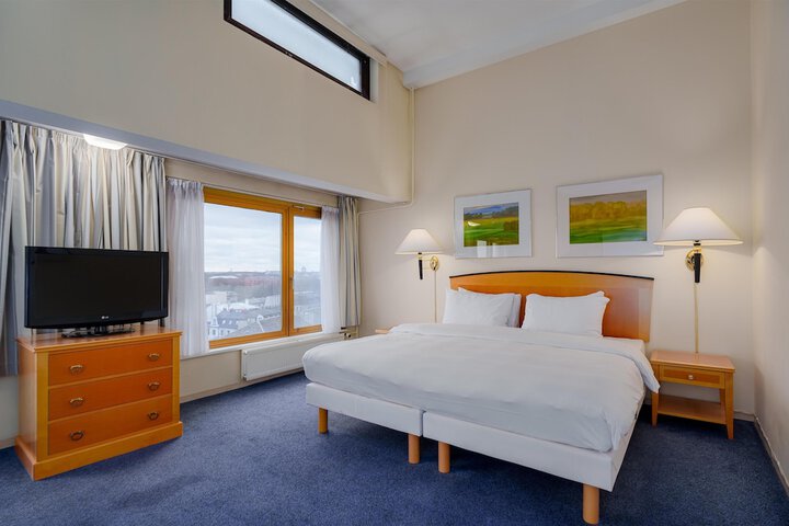 Room 45 of 113