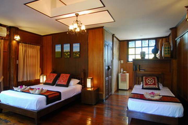 Room 4 of 74