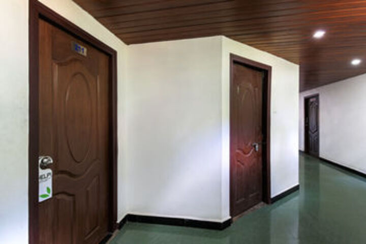 Ballroom/Hall 21 of 35