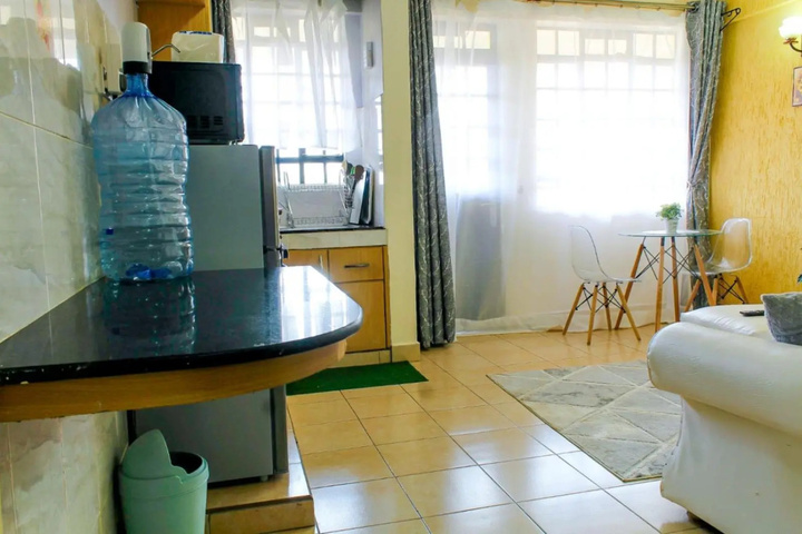 Room 9 of 21
