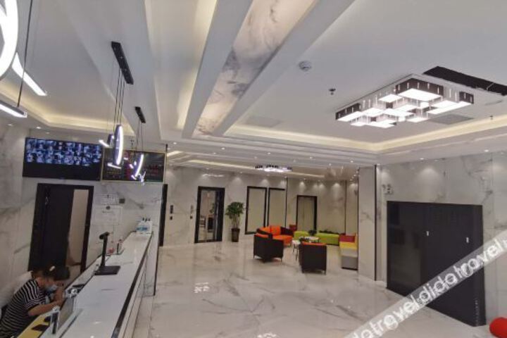 Hotel Interior 12 of 26