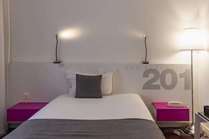 Room 18 of 60