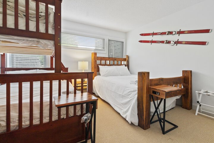 Room 272 of 402