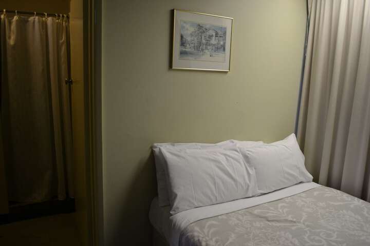 Room 10 of 44
