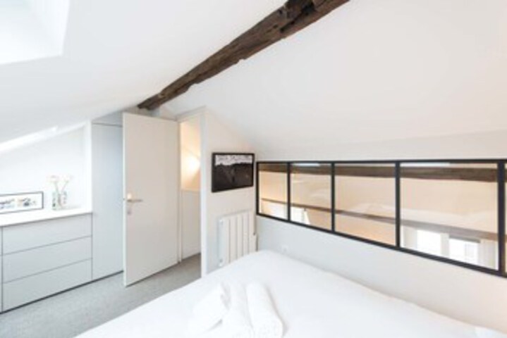 Room 17 of 17