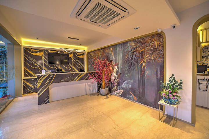 Hotel Interior 3 of 97
