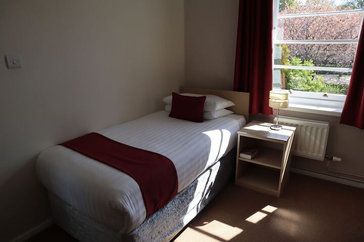 Room 3 of 56