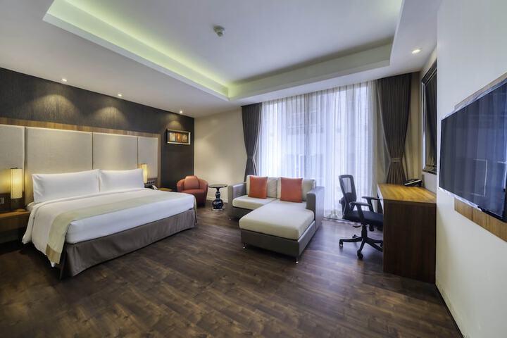 Room 25 of 78