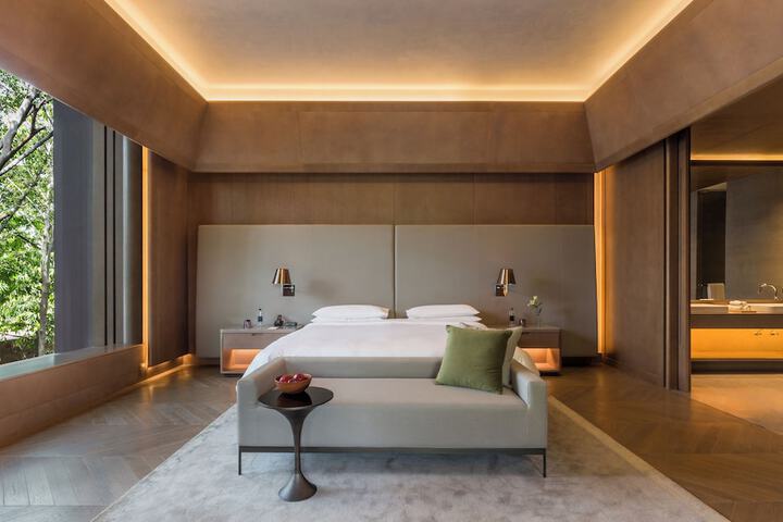 Room 13 of 41