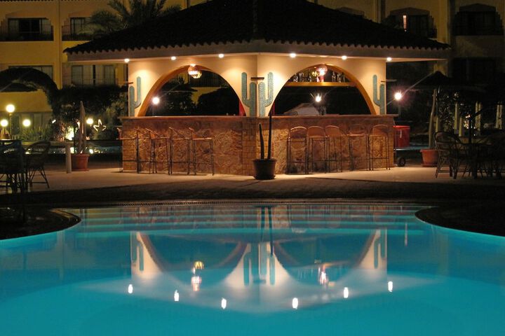 Pool 90 of 120