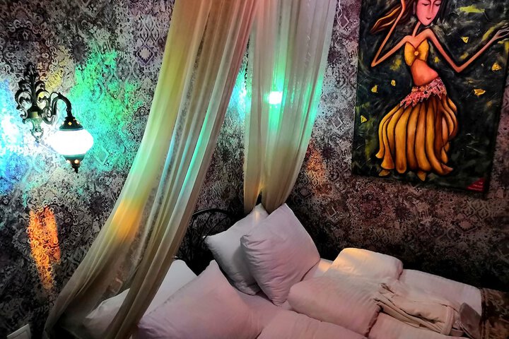 Room 18 of 78