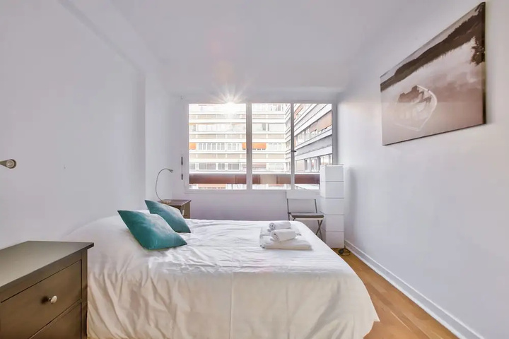 Room 2 of 12