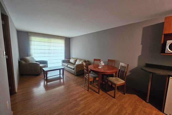 Room 12 of 21