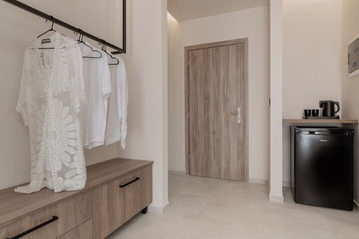 Room 47 of 75