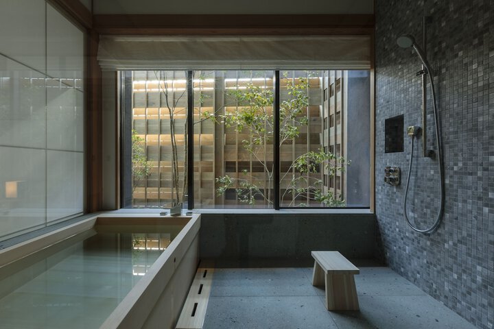 Room 25 of 71