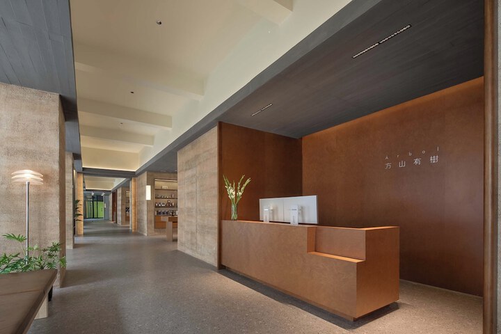 Hotel Interior 2 of 60