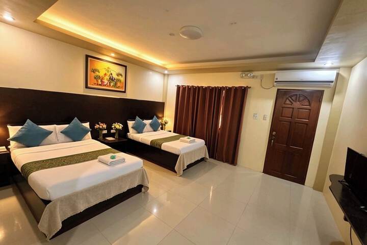Room 5 of 33