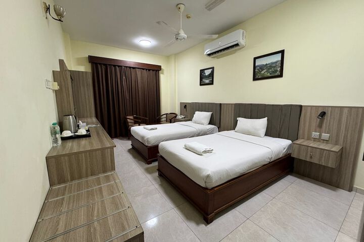 Room 15 of 29