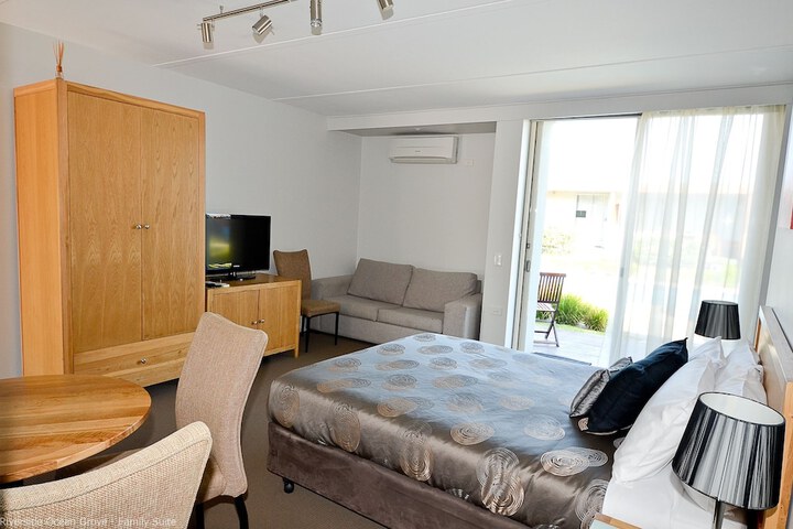 Room 7 of 48