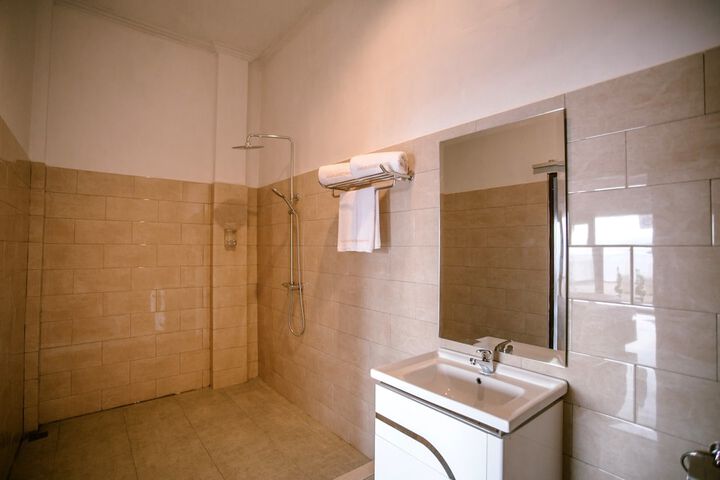 Room 18 of 41