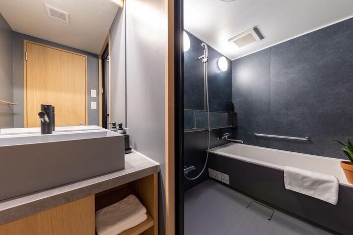 Room 14 of 52