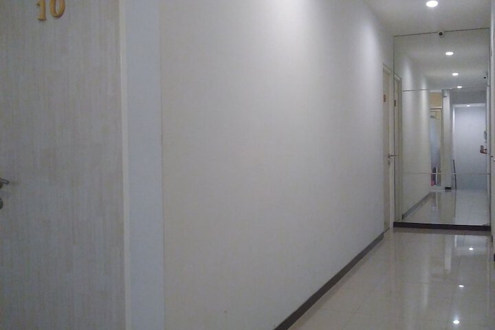 Ballroom/Hall 7 of 7
