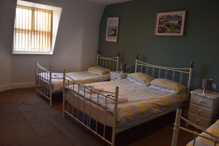 Room 15 of 86