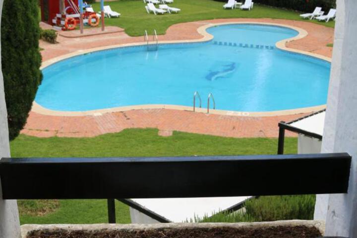 Pool 8 of 23