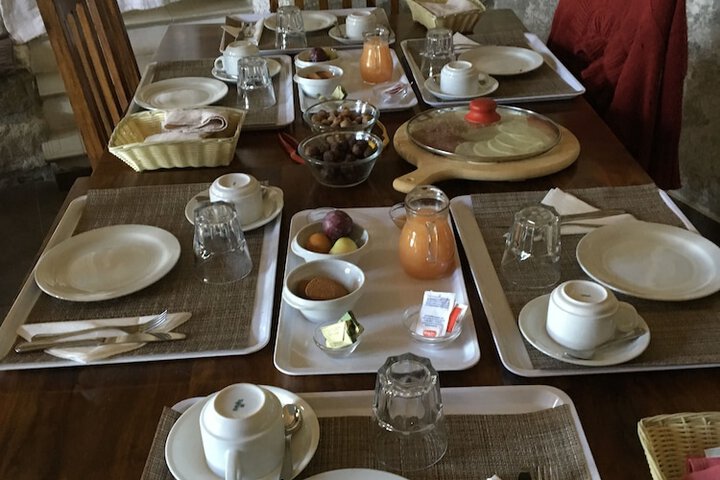 Breakfast/Coffee Service 32 of 56