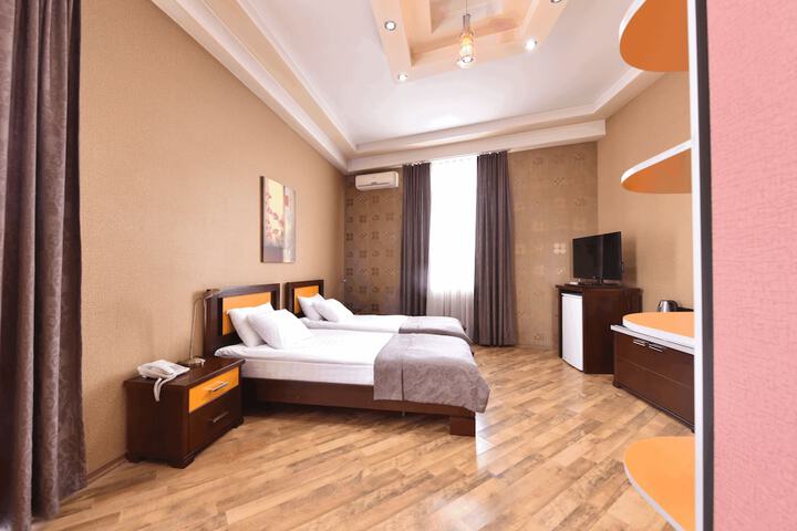 Room 28 of 57