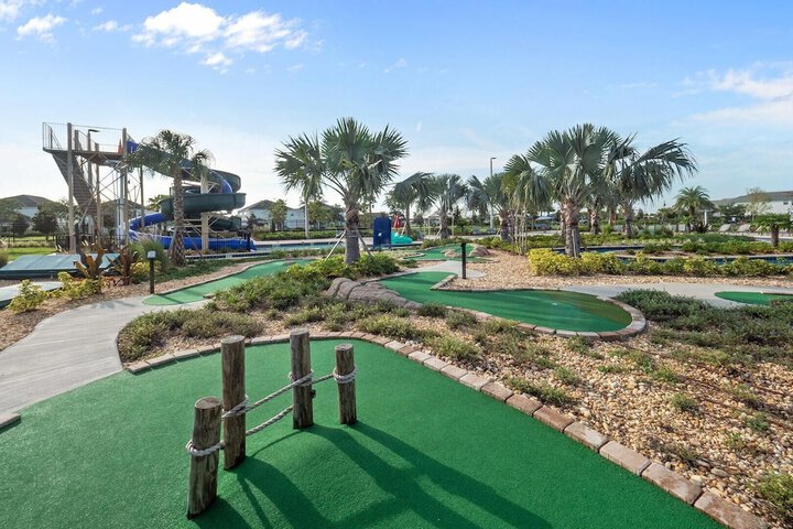 Golf 28 of 32