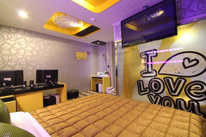 Room 124 of 156