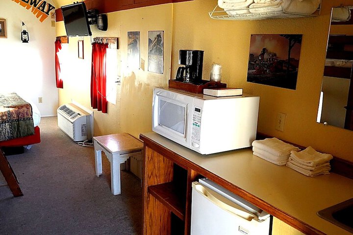 Room 11 of 69