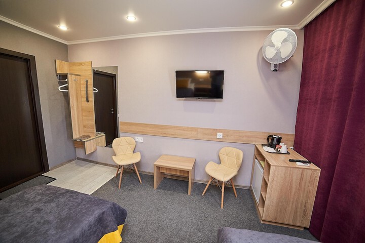 Room 13 of 54