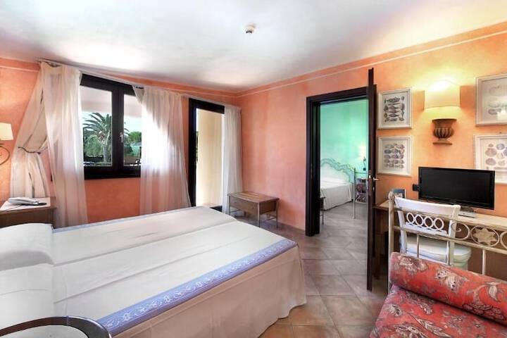 Room 2 of 17