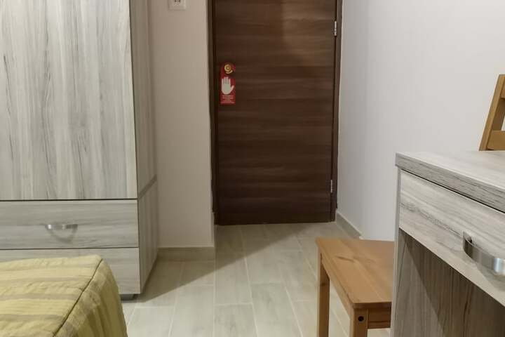 Room 12 of 59