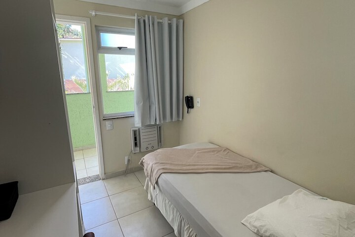 Room 5 of 60