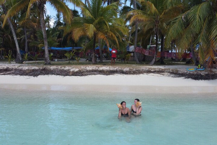 Beach 62 of 77