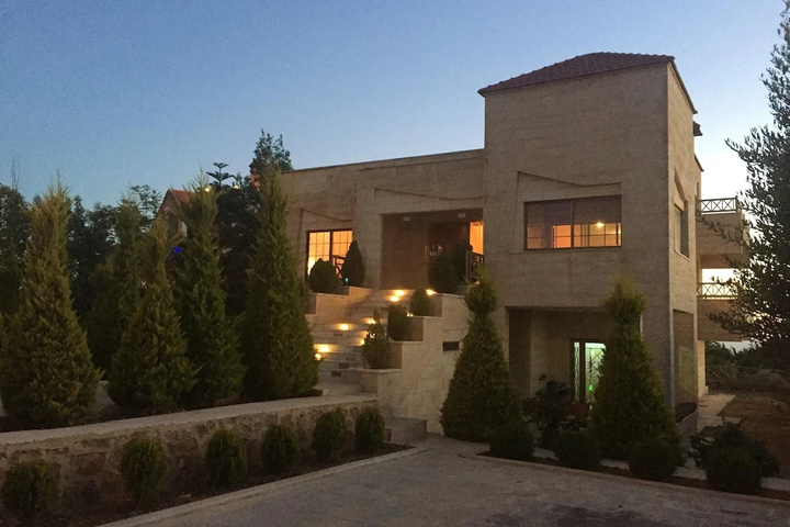 House With 4 Bedrooms in Amman With Wonderful sea View, Balcony and Wifi