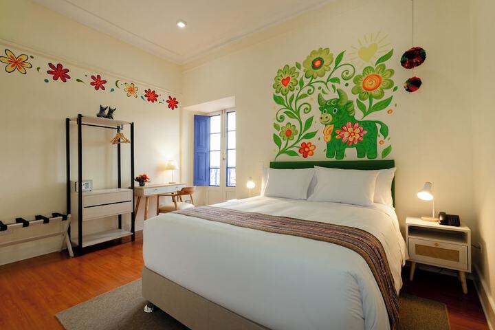 Room 32 of 73