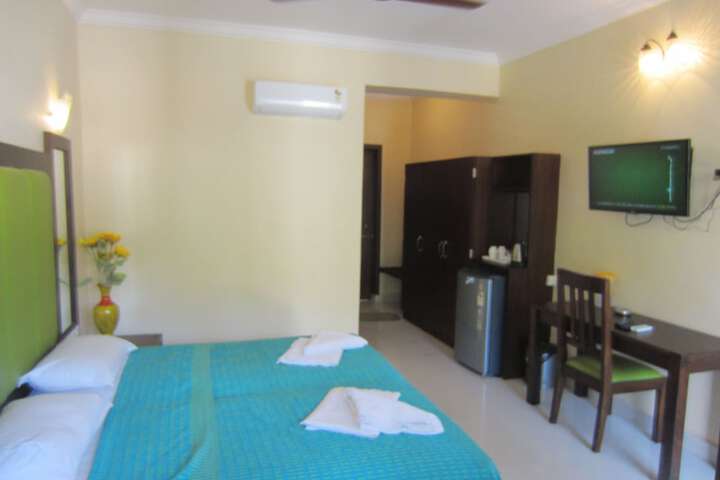 Room 7 of 35