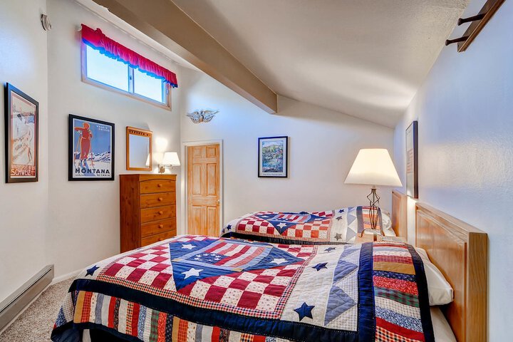 Room 5 of 234