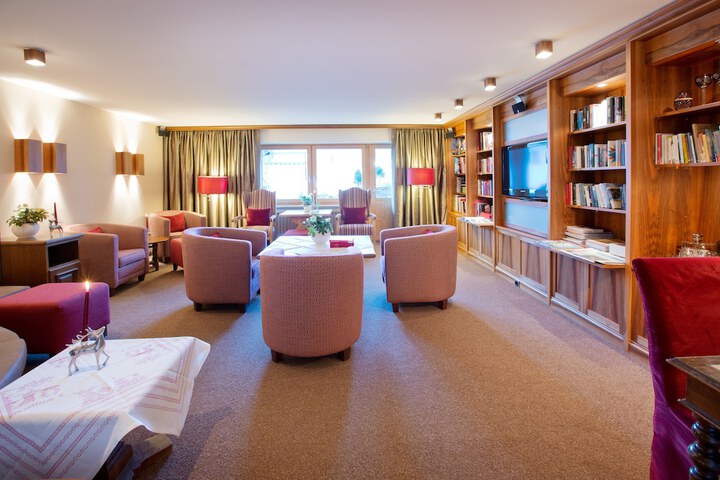 Hotel Interior 80 of 91