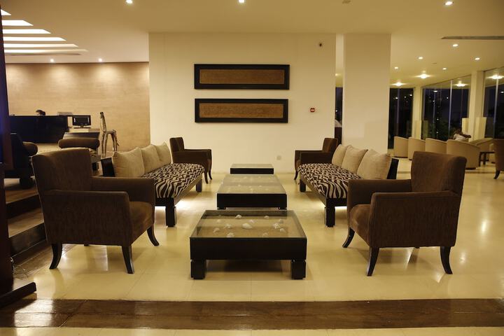 Guest Lobby