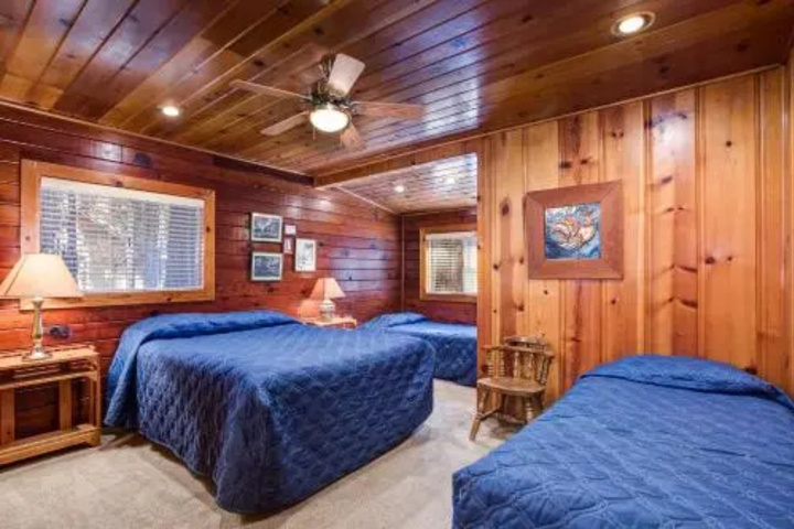 Room 5 of 14