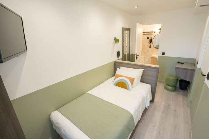 Room 7 of 29