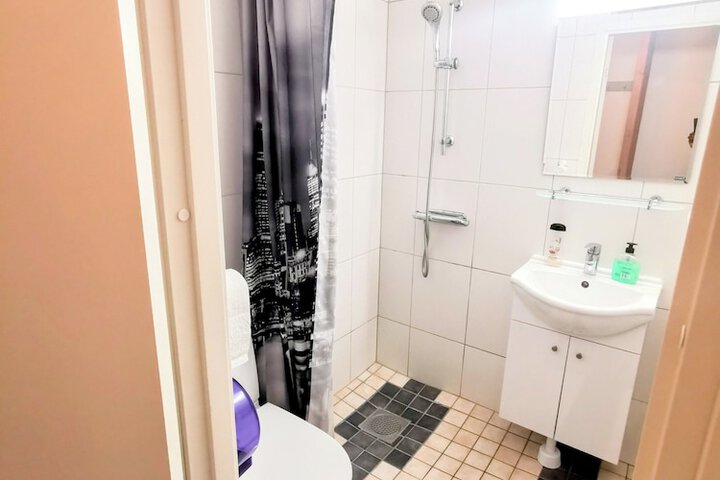 Room 3 of 18