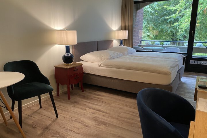 Room 25 of 56