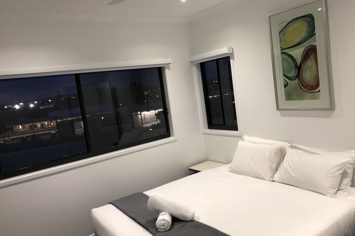 Room 2 of 22